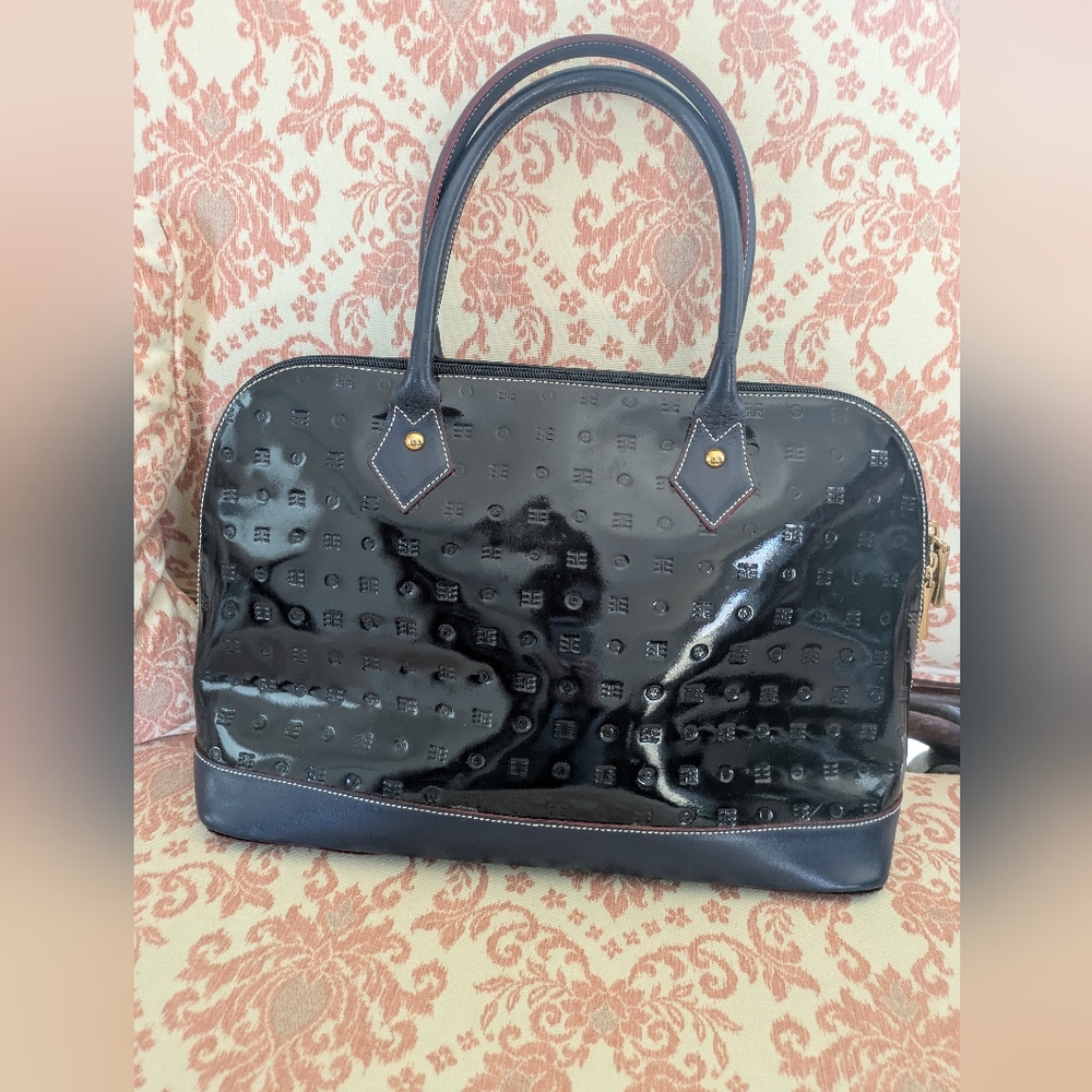 Arcadia genuine patent leather made in Italy Navy purse
